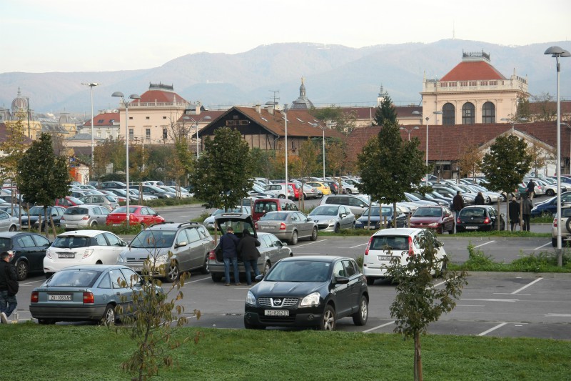 Produljenje povlaštene parkirališne karte bez potvrde o prebivalištu ili boravištu